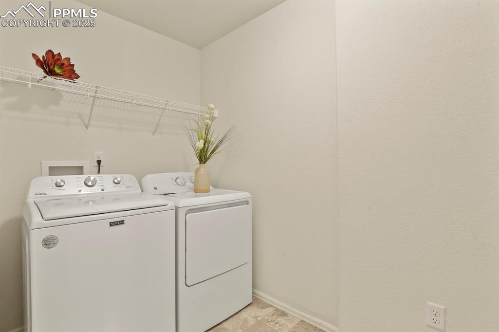 Image 33 of 36: Separate large Laundry Room