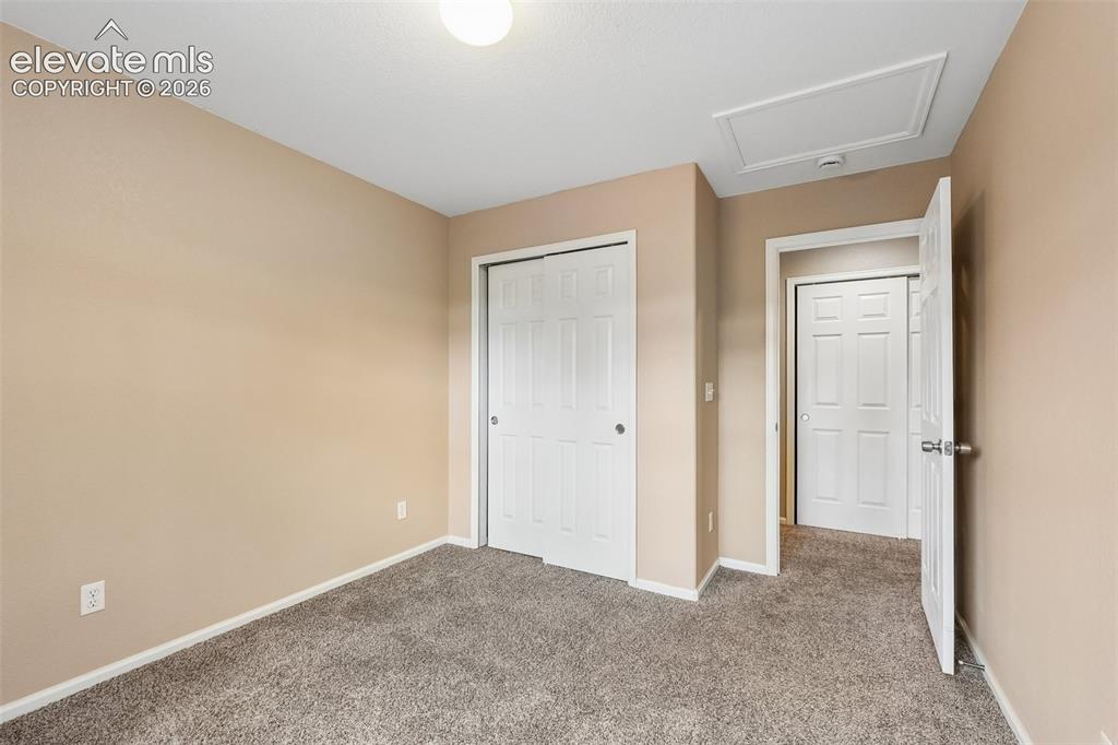 Image 20 of 29: Bedroom