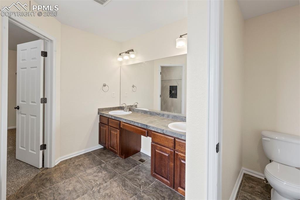 Image 22 of 48: Master Bathroom