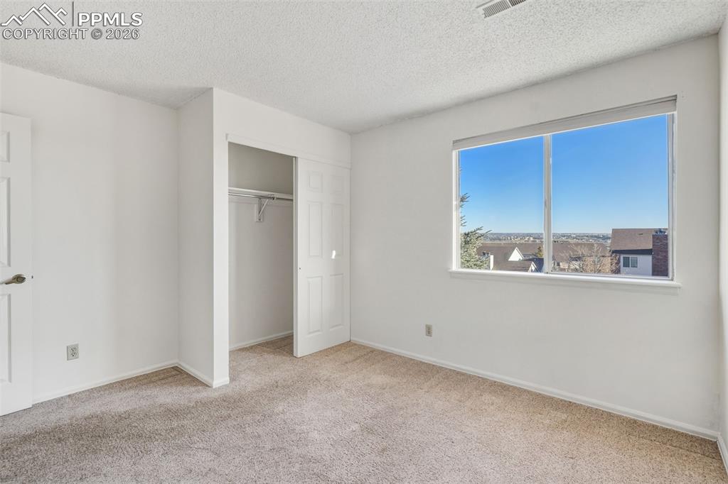 Image 25 of 48: Bedroom