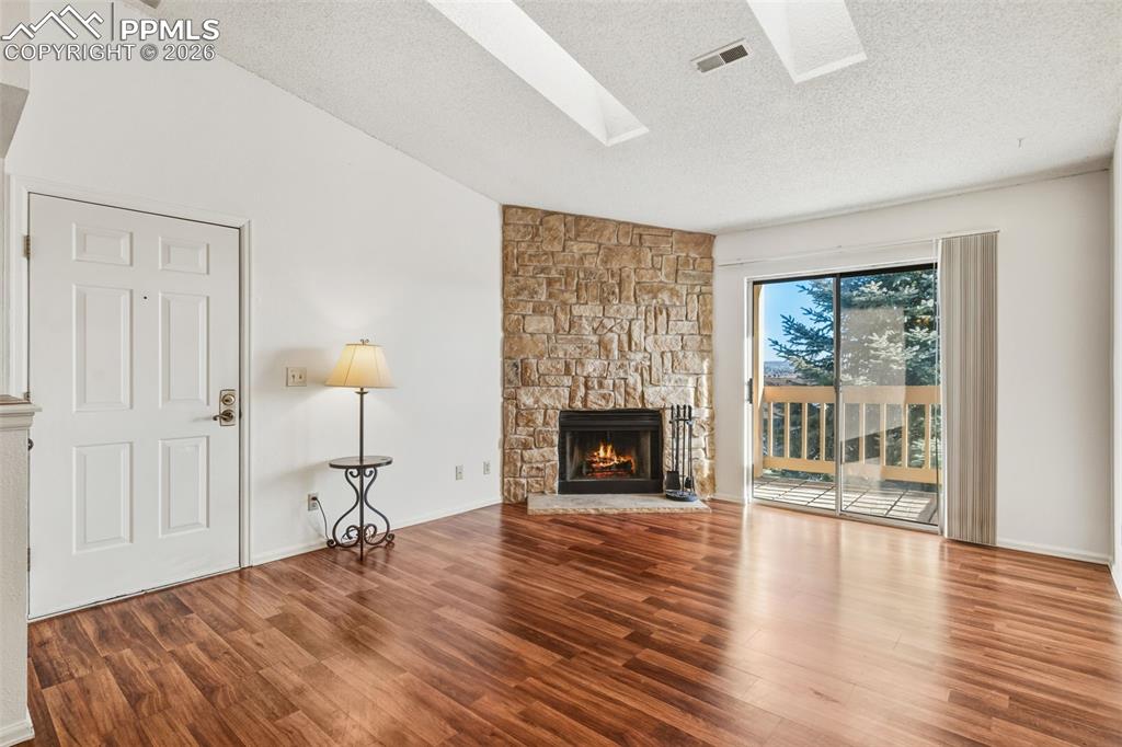 Image 4 of 48: Living Room