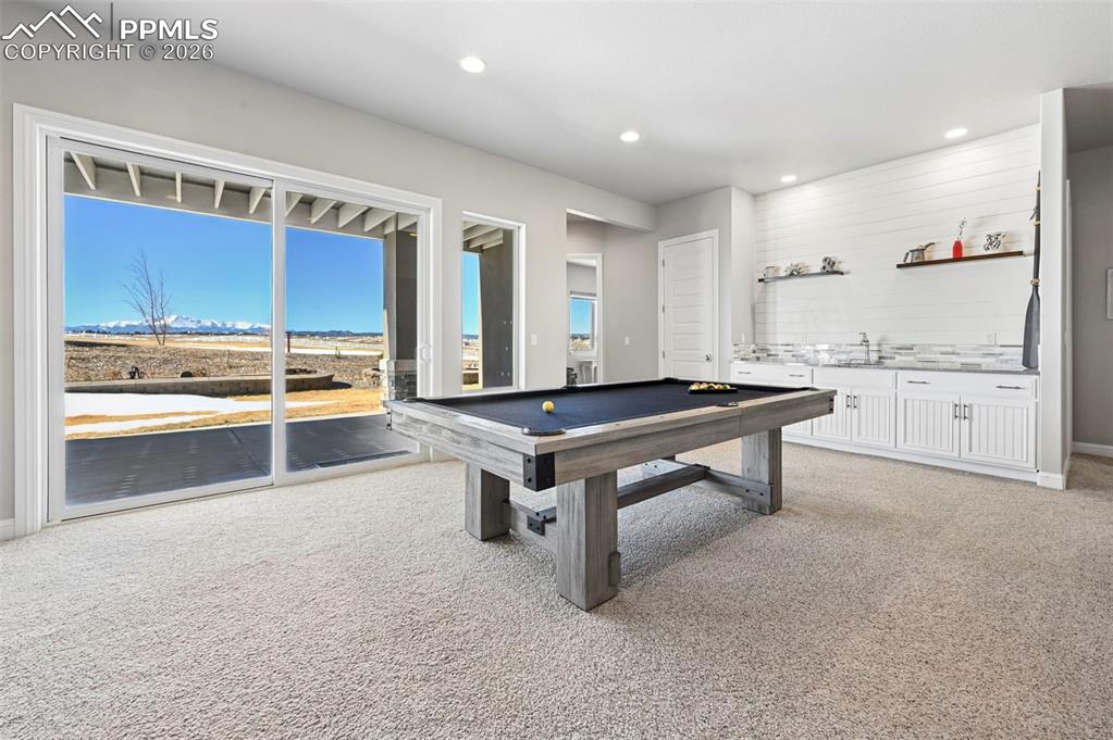 Image 29 of 50: Living Room