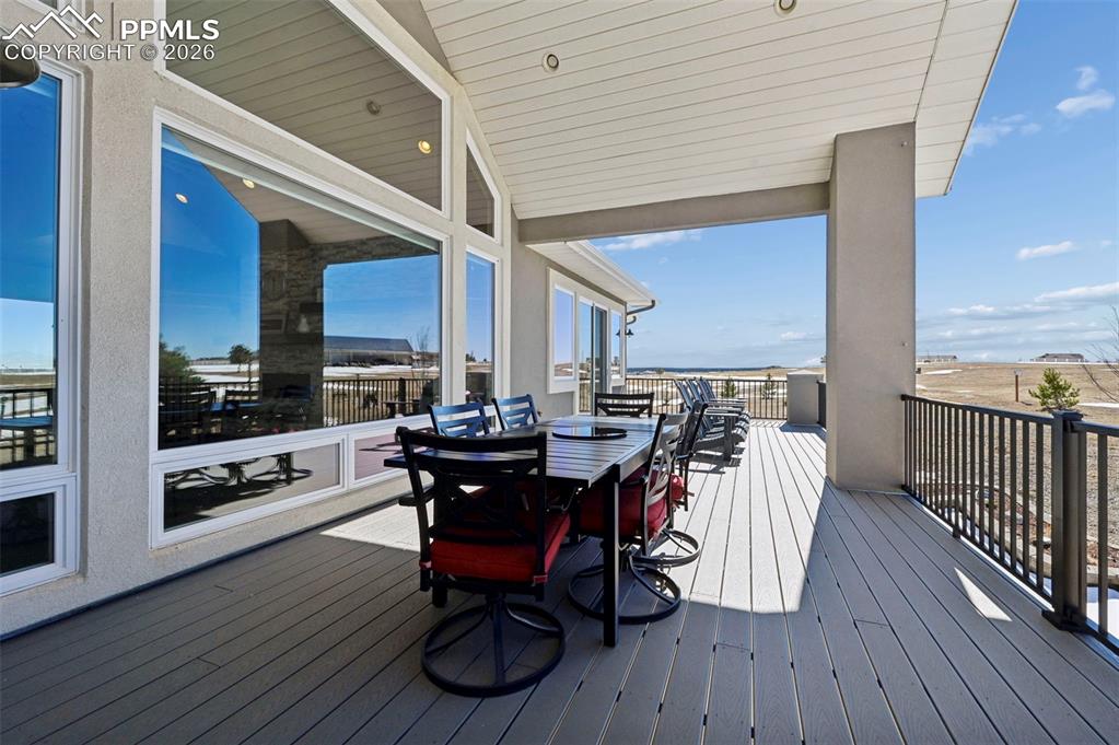 Image 41 of 50: Bathroom