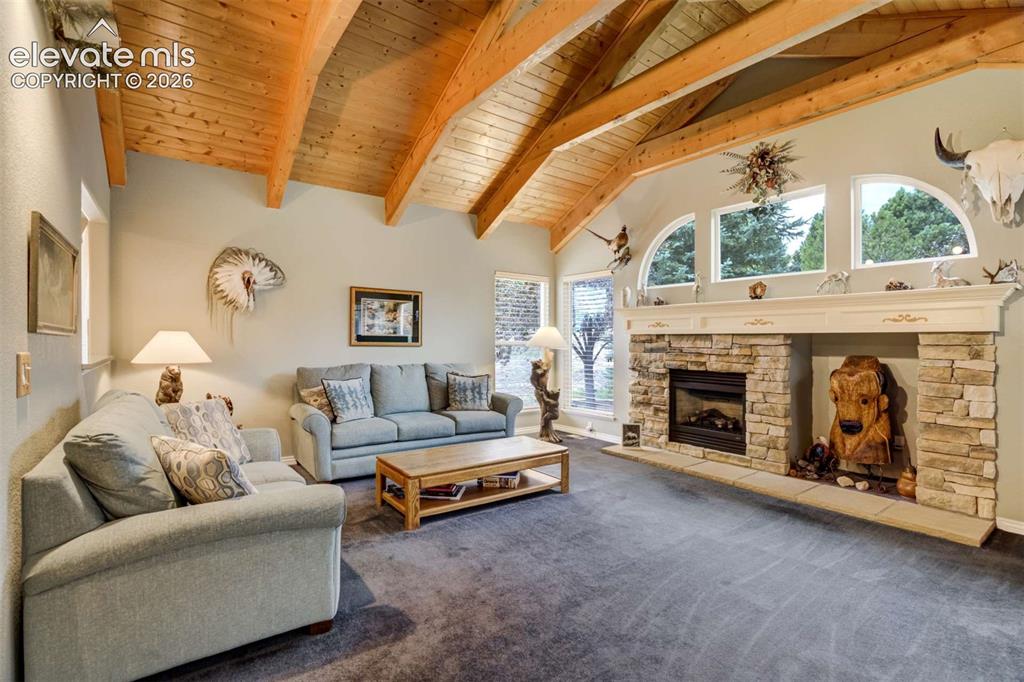 Image 11 of 50: Living Room