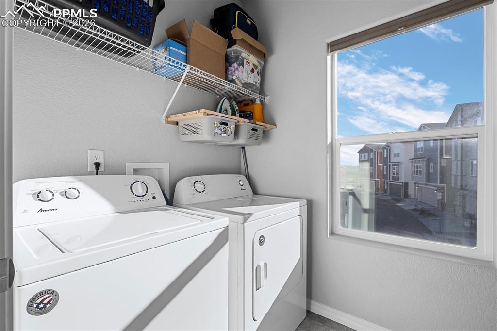 Image 23 of 34: Laundry