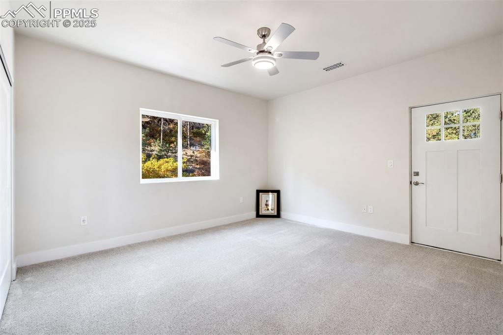 Image 37 of 47: Bedroom