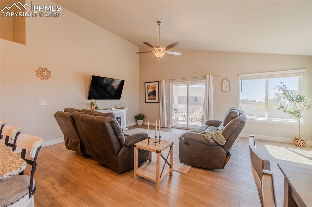 Image 13 of 46: Living Room