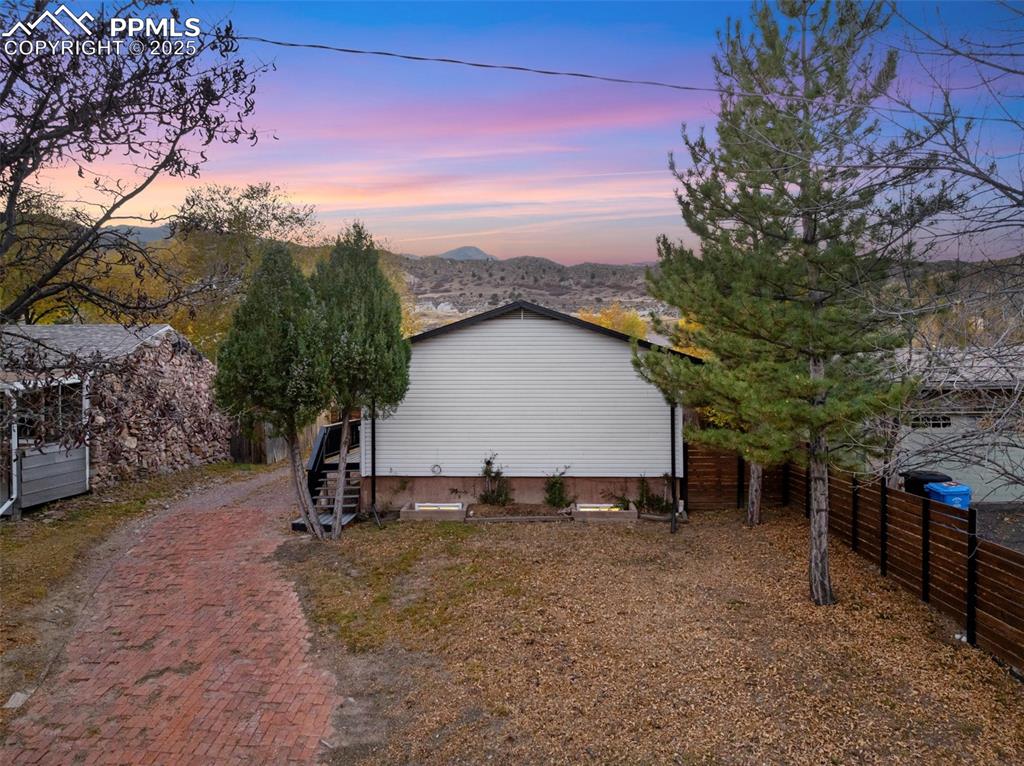 Image 46 of 50: Side of Structure