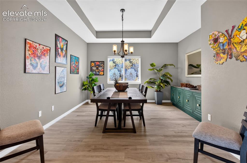Image 12 of 49: Dining Area