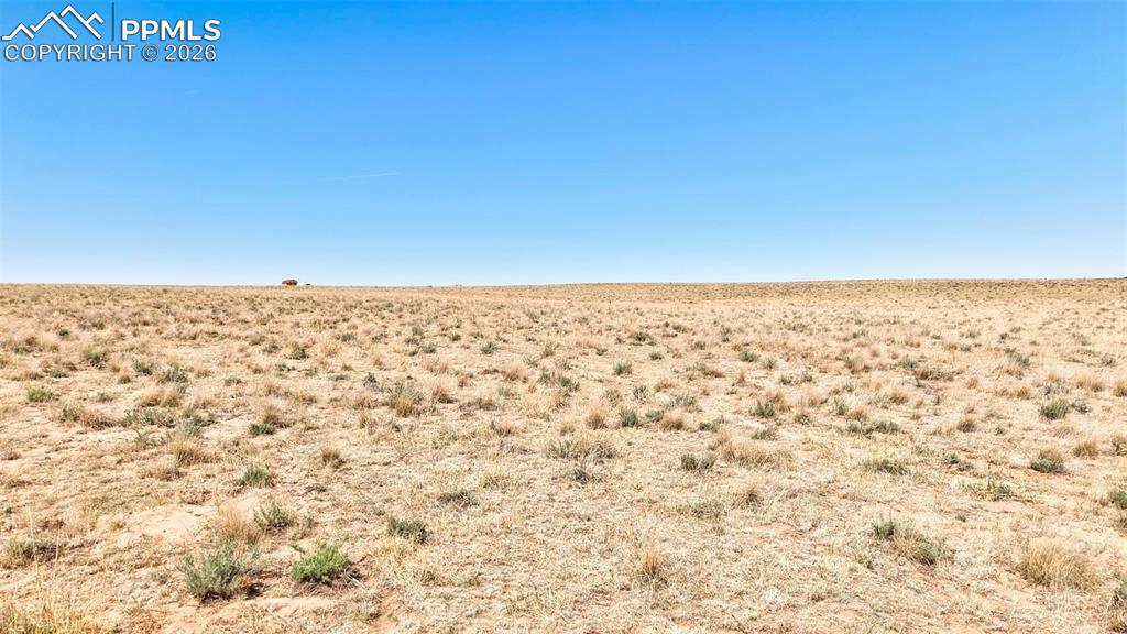 Image 2 of 16: West Views-35 acre parcel zoned A-35