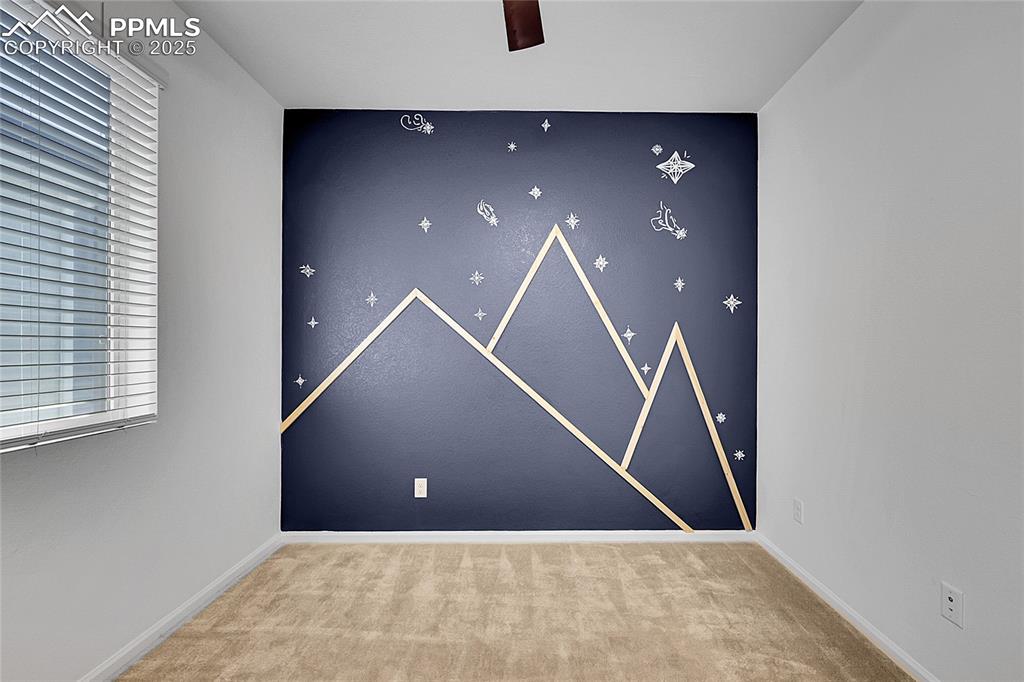 Image 16 of 21: Bedroom #3