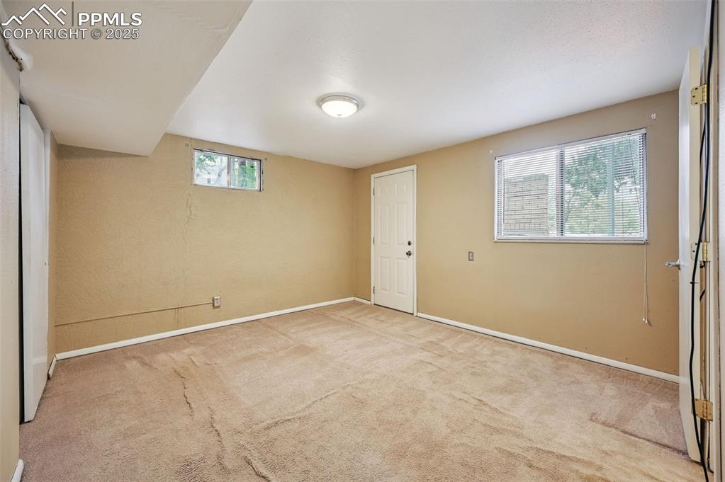 Image 16 of 44: Bedroom