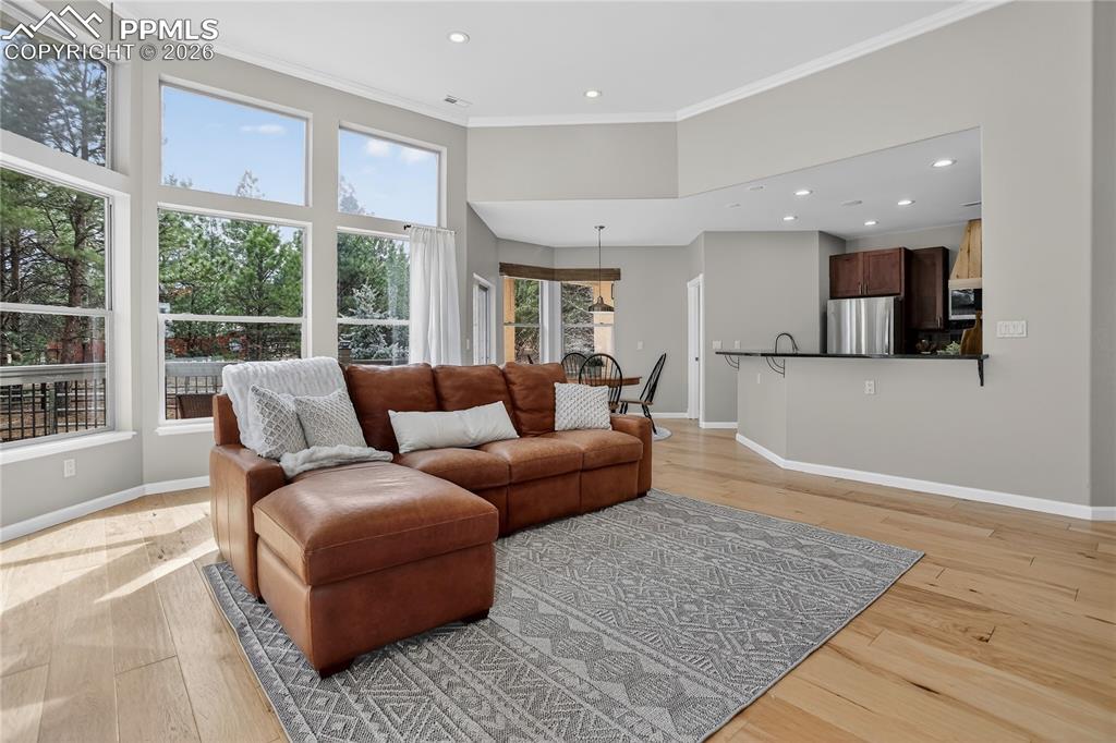 Image 8 of 35: Family room w/ abundant natural light
