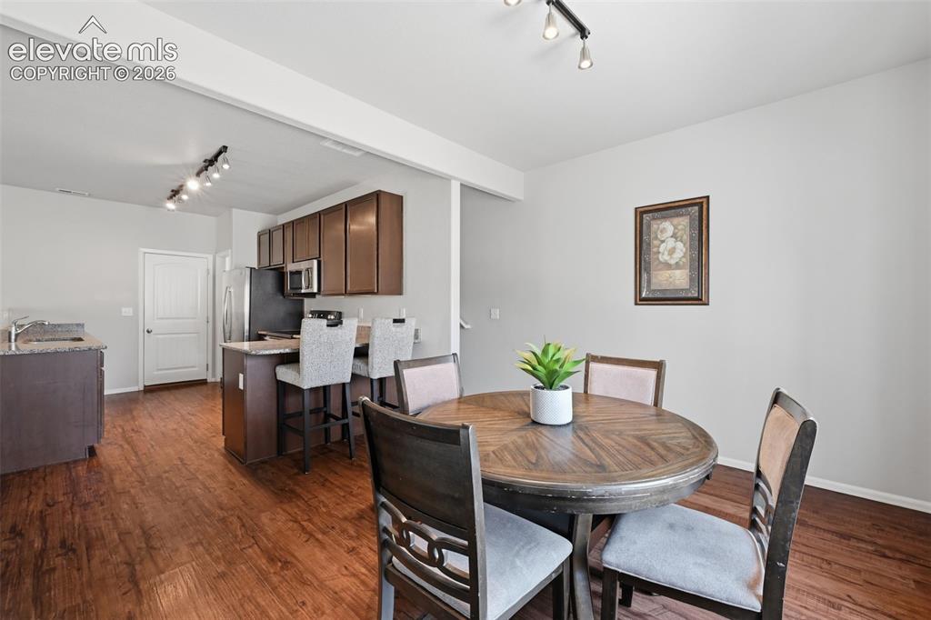Image 8 of 29: Dining Room