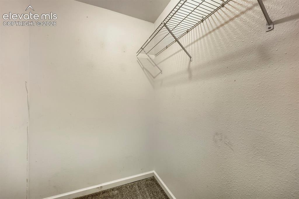 Image 11 of 25: Closet