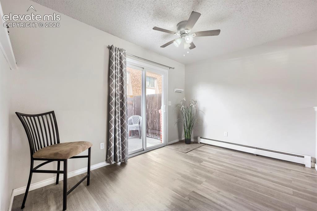 Image 6 of 25: Dining Room
