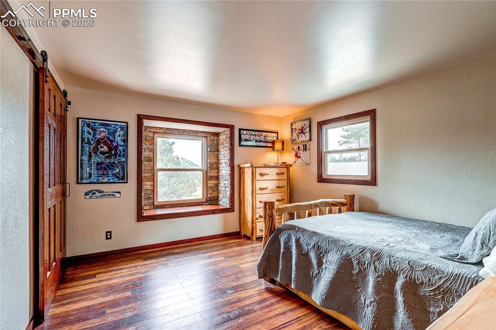 Image 22 of 41: Bedroom #1