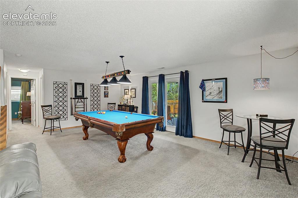 Image 22 of 36: Family Room