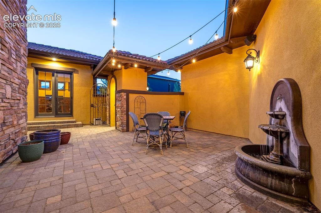 Image 50 of 50: Entry Courtyard