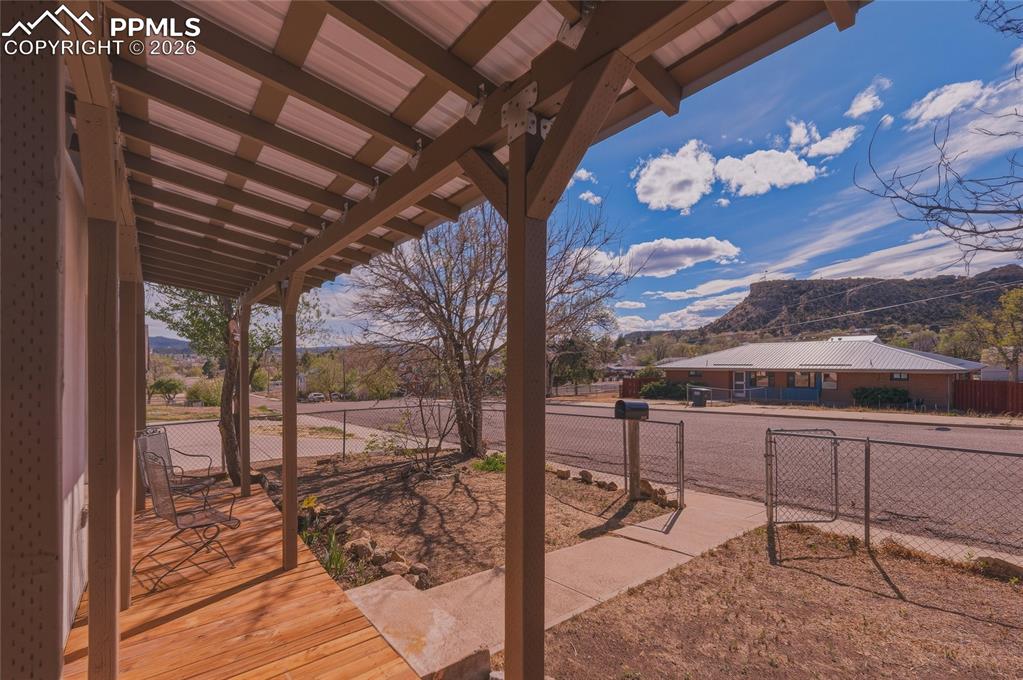 Image 26 of 36: Patio