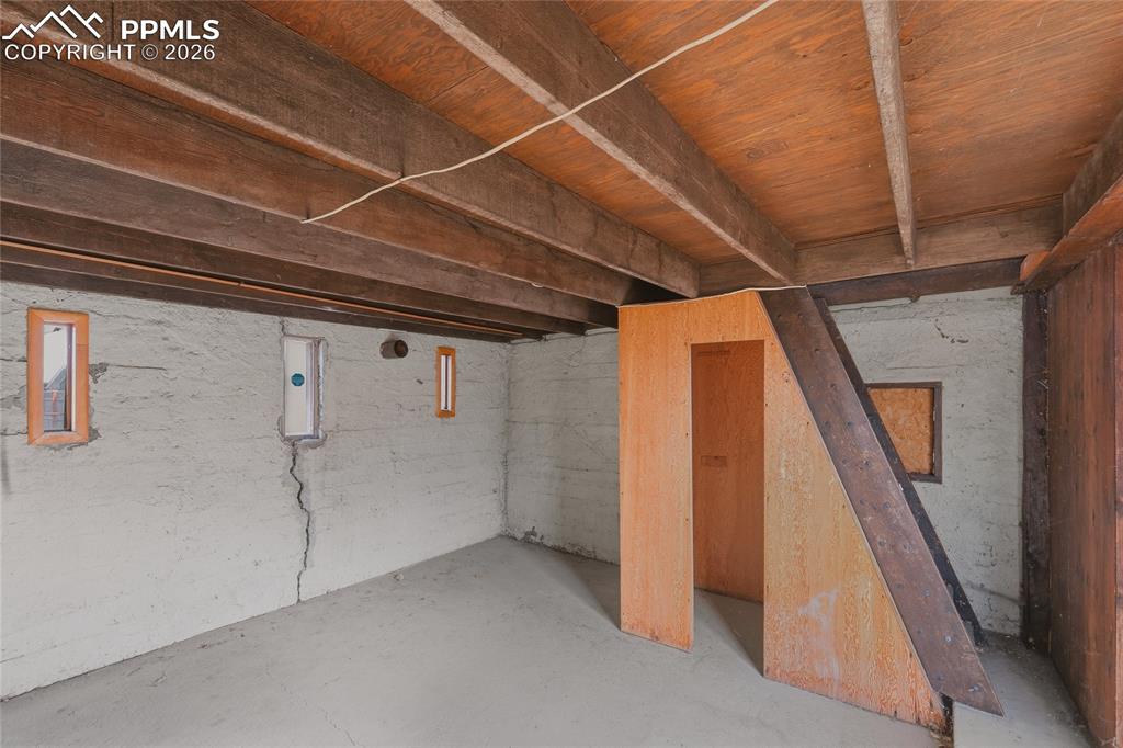 Image 34 of 36: Basement