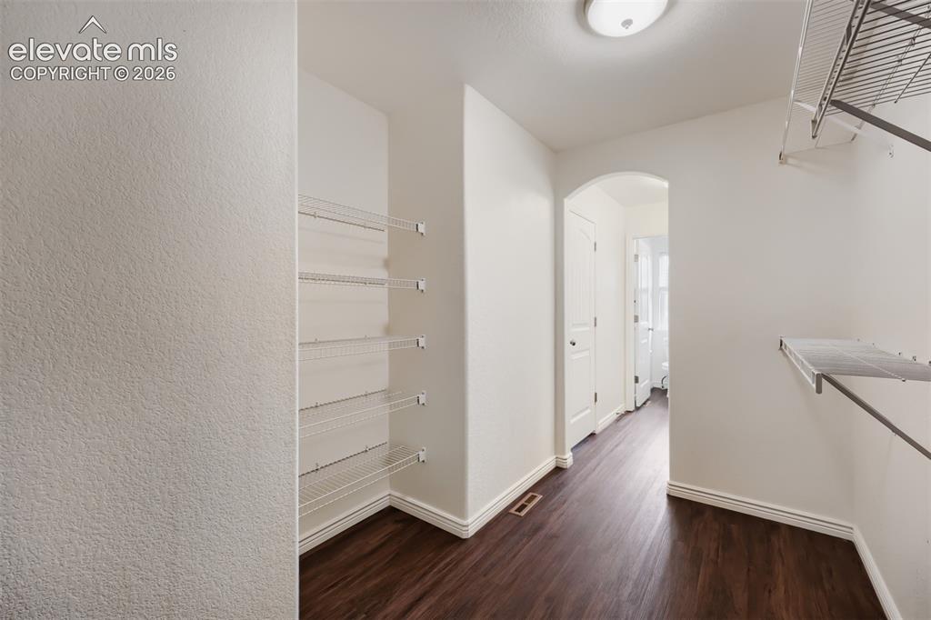 Image 11 of 20: Closet