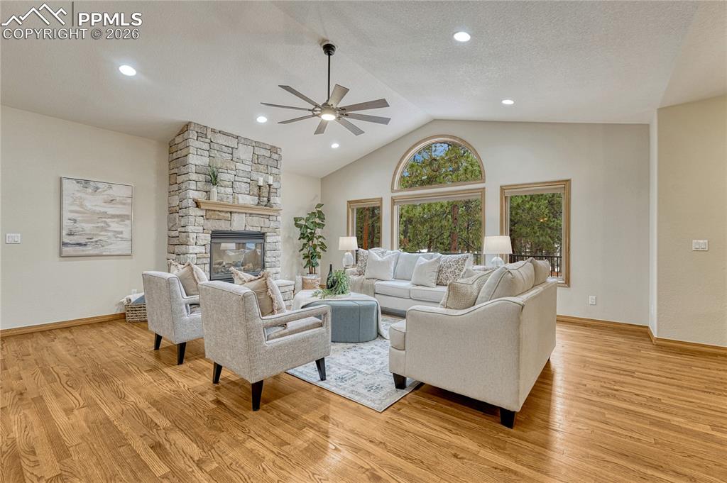 Image 12 of 49: Living Room