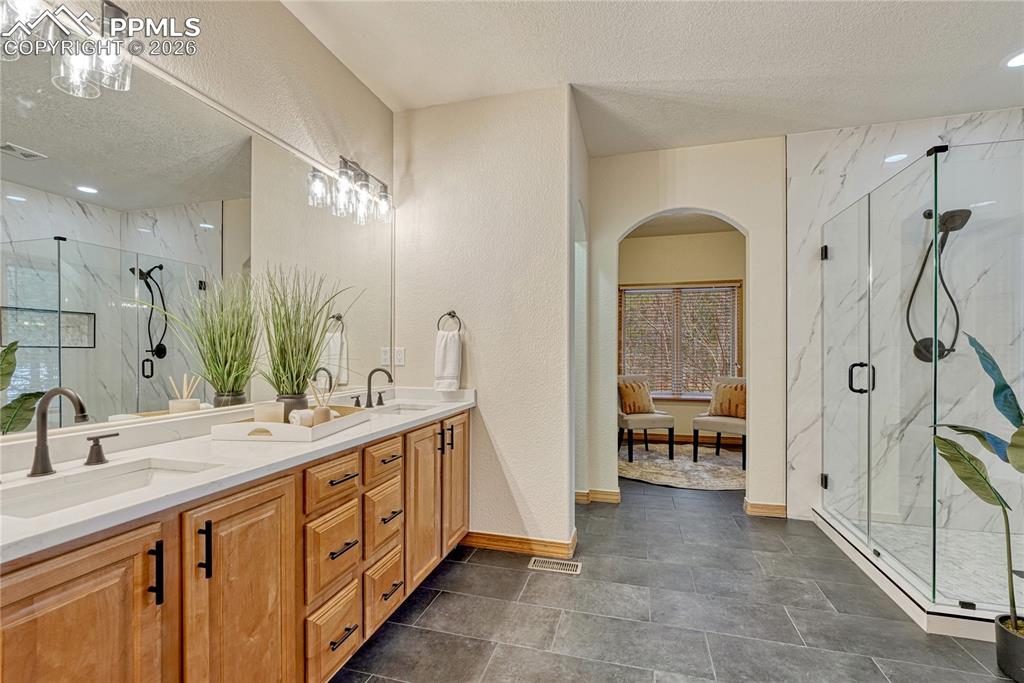 Image 22 of 49: Master Bathroom