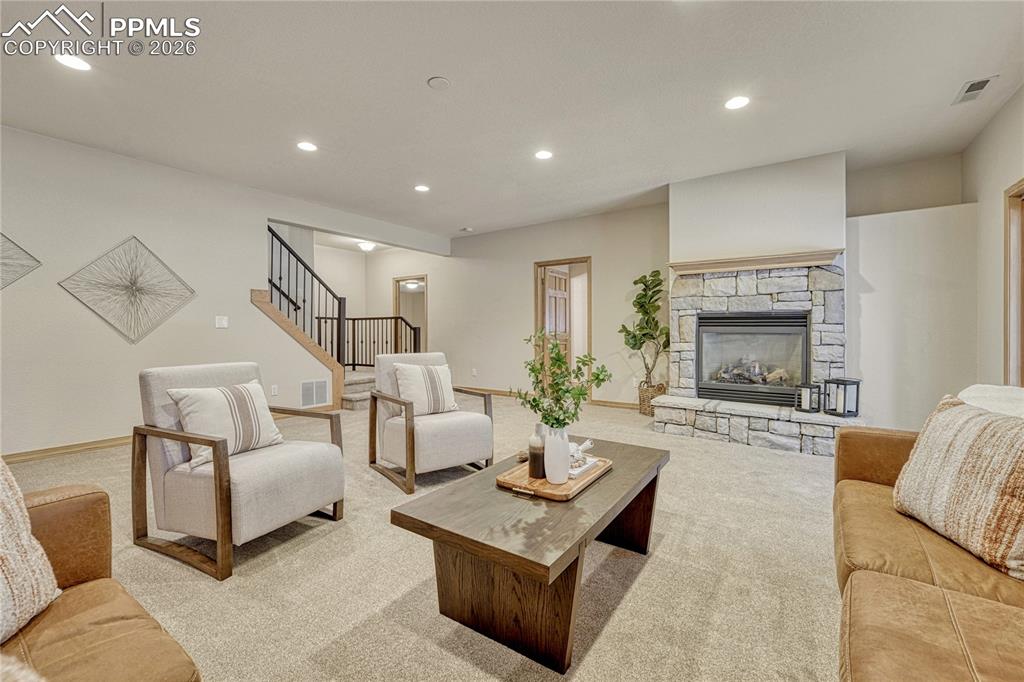 Image 28 of 49: Family Room