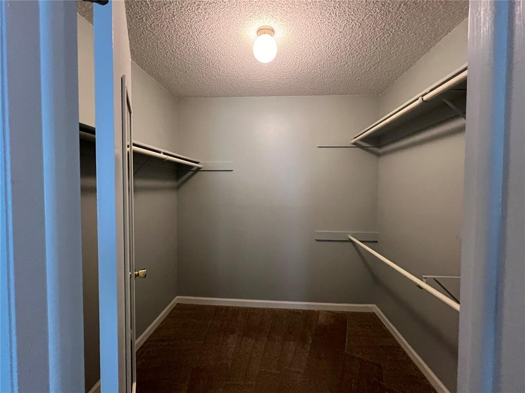 Image 9 of 13: Closet