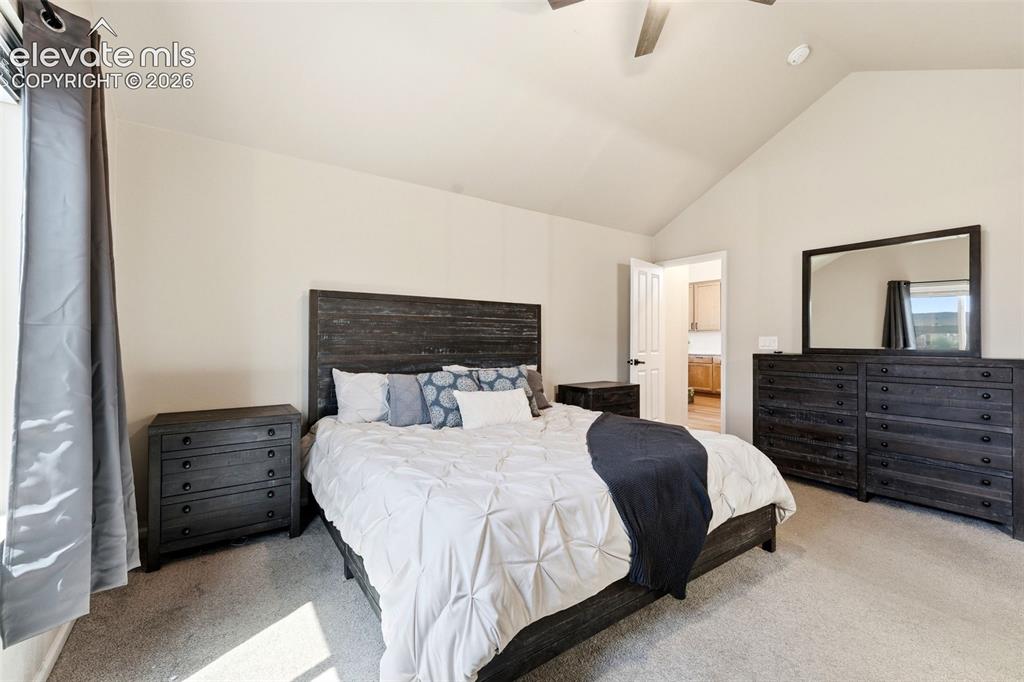 Image 18 of 42: Bedroom