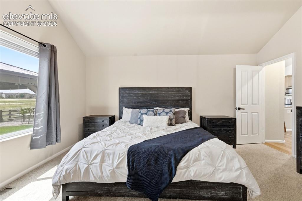 Image 19 of 42: Bedroom