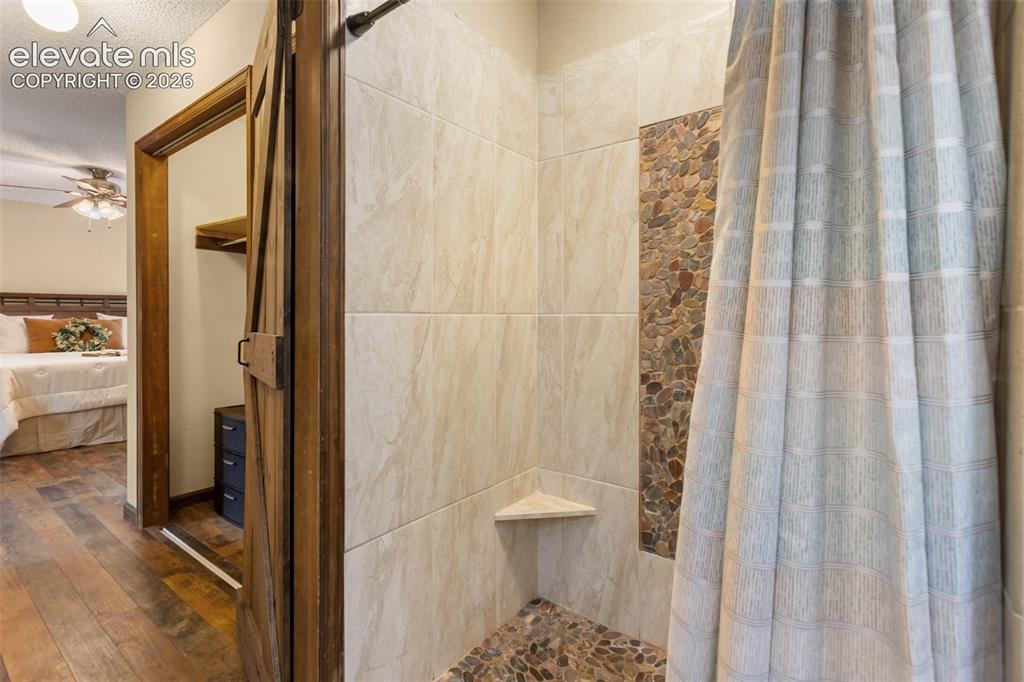 Image 33 of 49: Master Bathroom