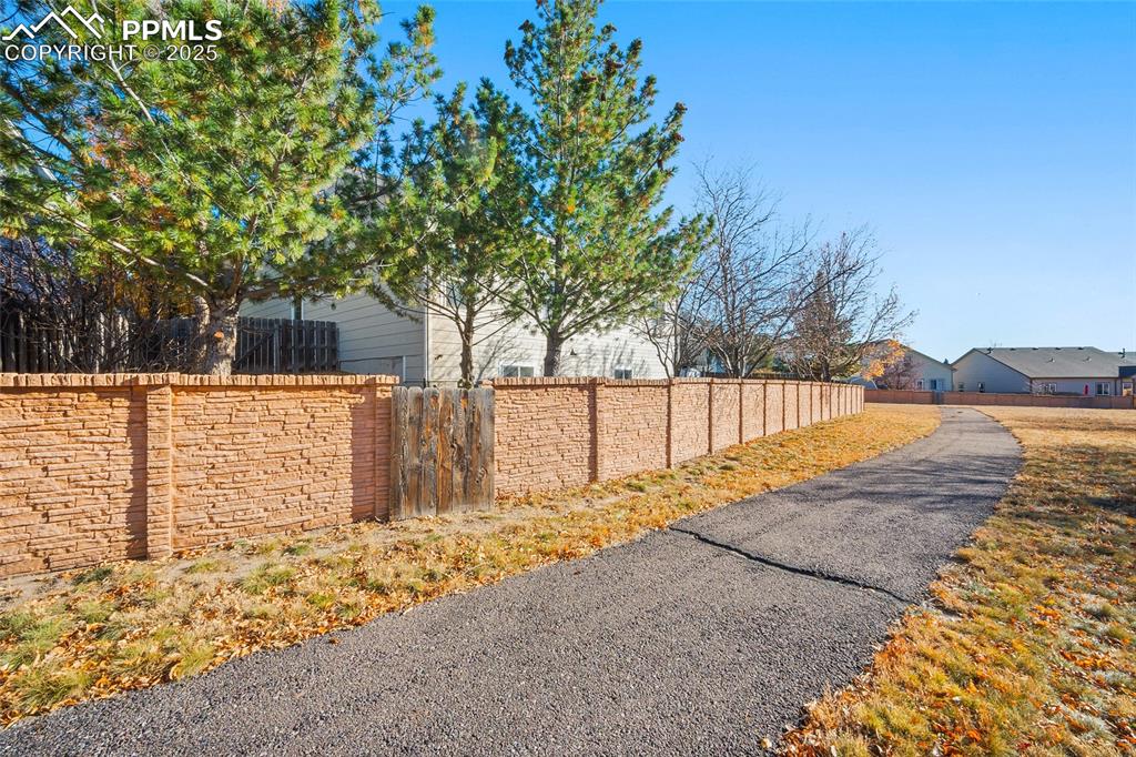 Image 39 of 50: Community