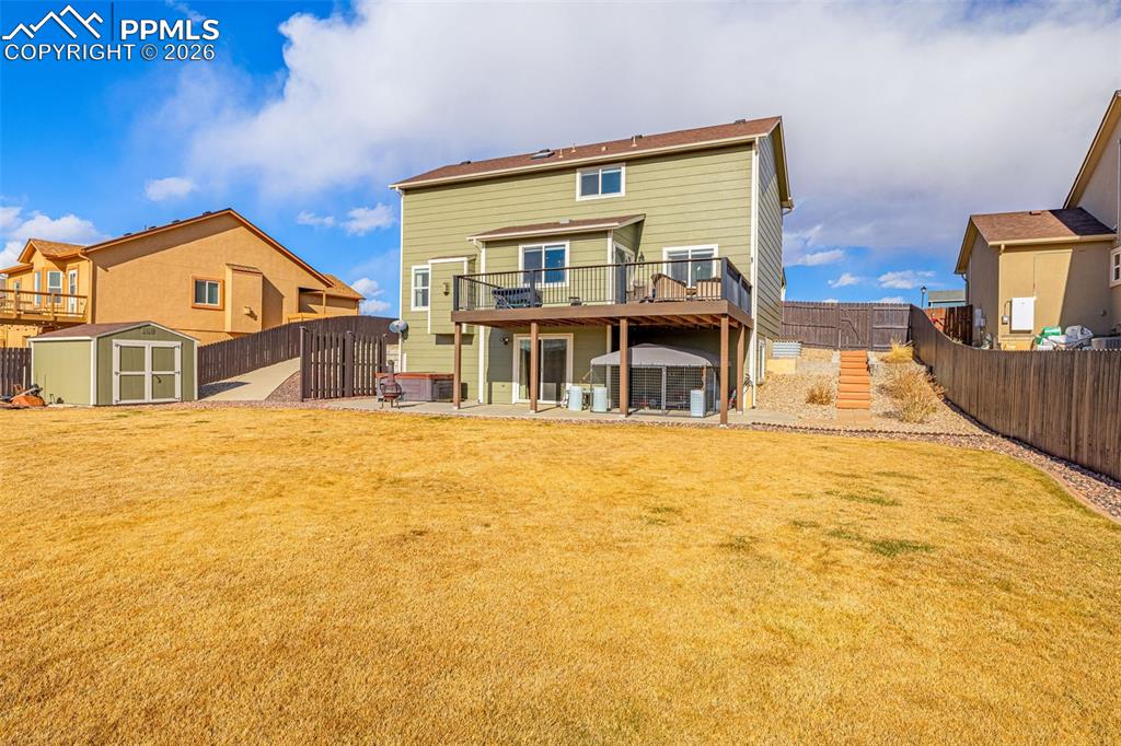 Image 39 of 41: Back of Structure