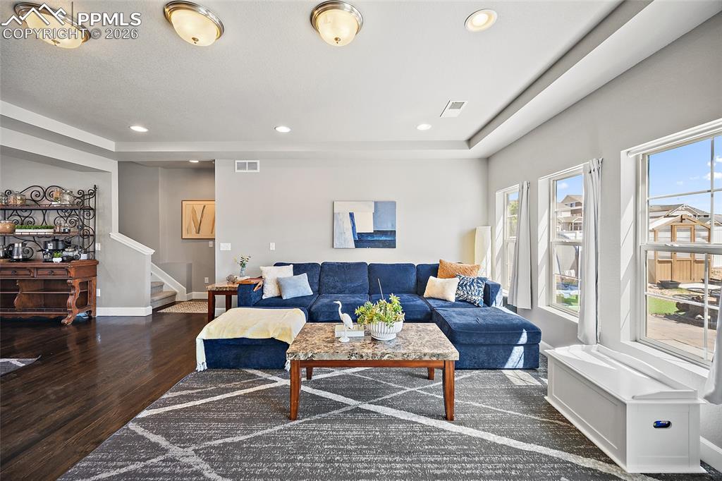 Image 14 of 42: Living Room