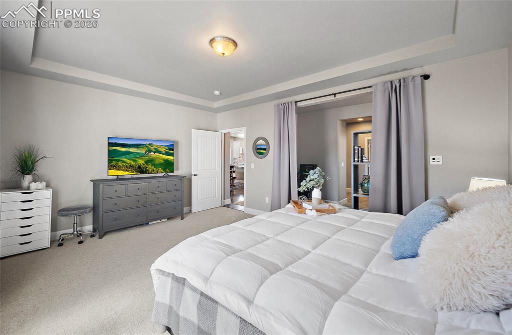 Image 17 of 42: Dining Area