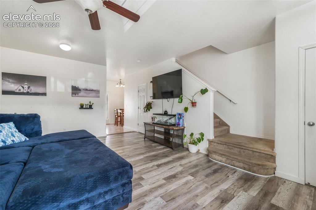 Image 9 of 50: Living Room
