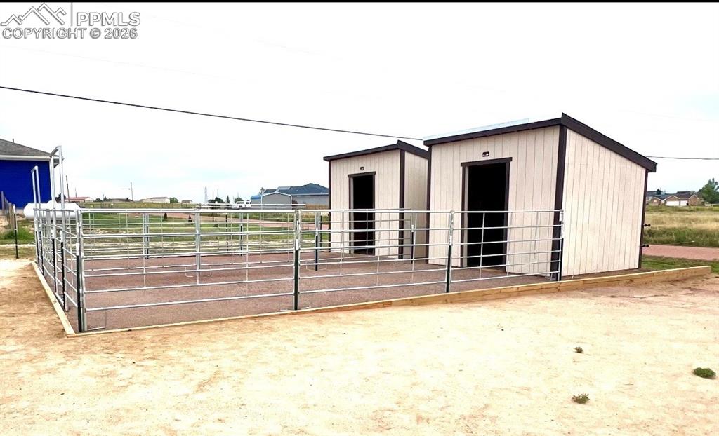 Image 25 of 35: Out Buildings