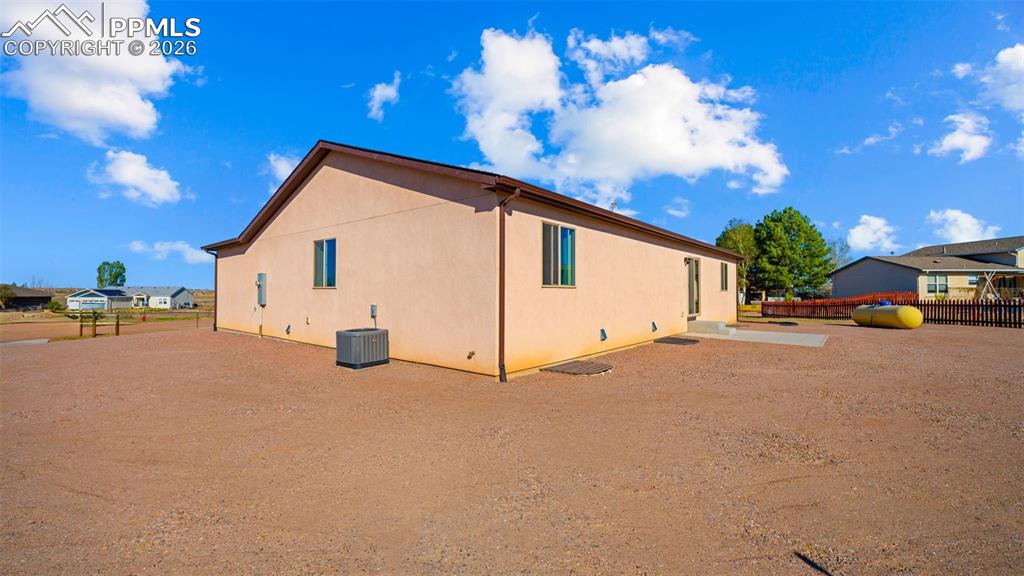 Image 30 of 35: Side of Structure