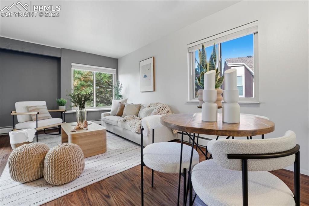 Image 5 of 23: Living Room