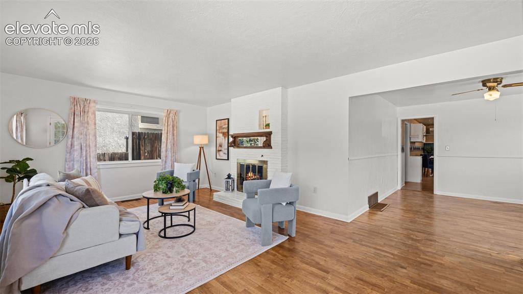 Image 9 of 42: Living Room