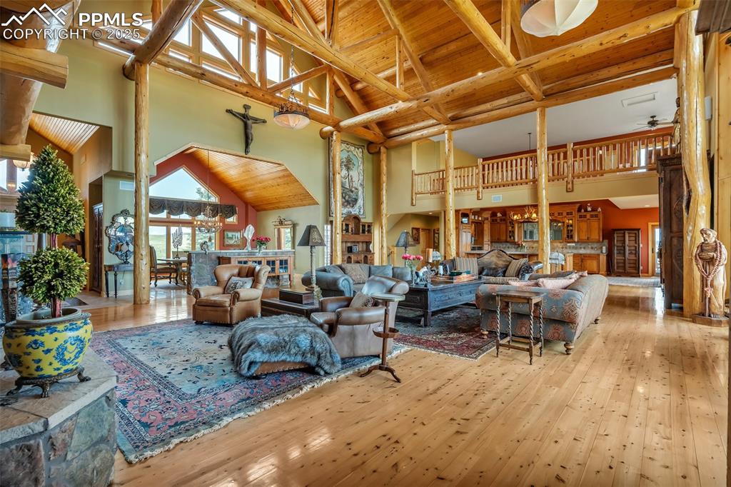 Image 11 of 50: Living Room