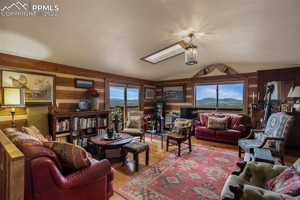 Listing 6041330, Image 14 of 50