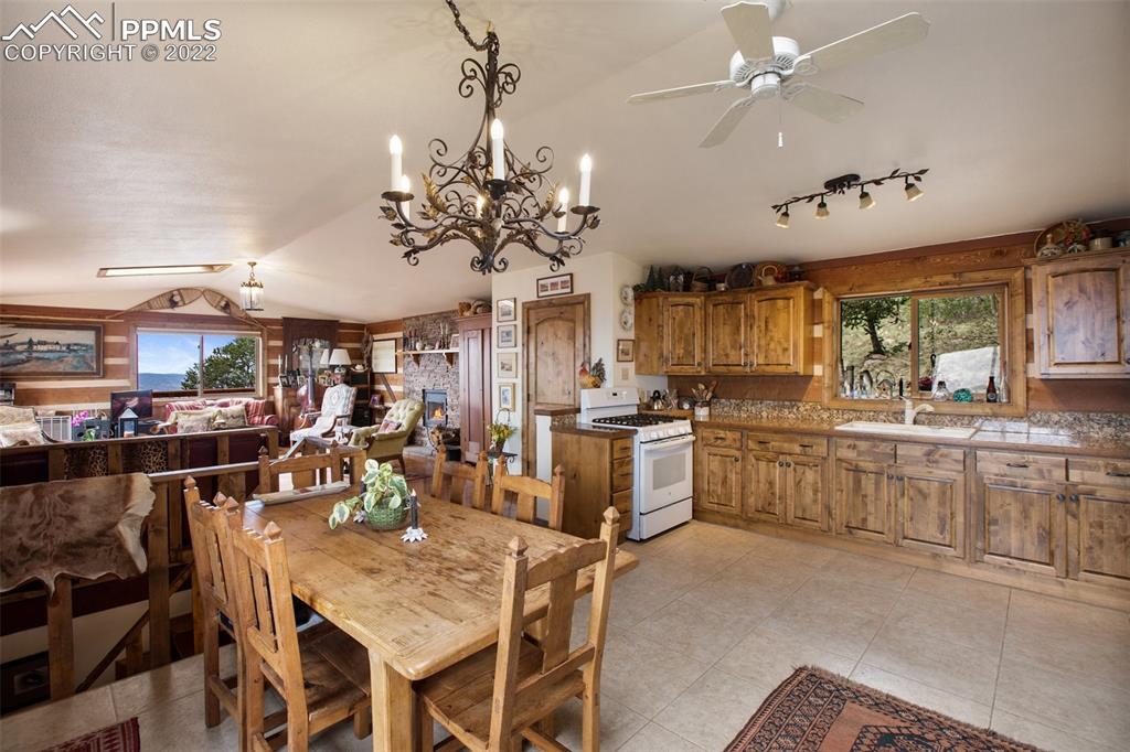 Listing 6041330, Image 19 of 50