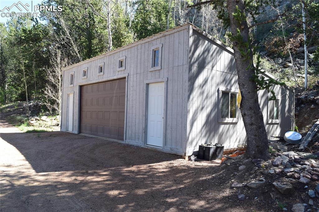 Listing 6041330, Image 41 of 50