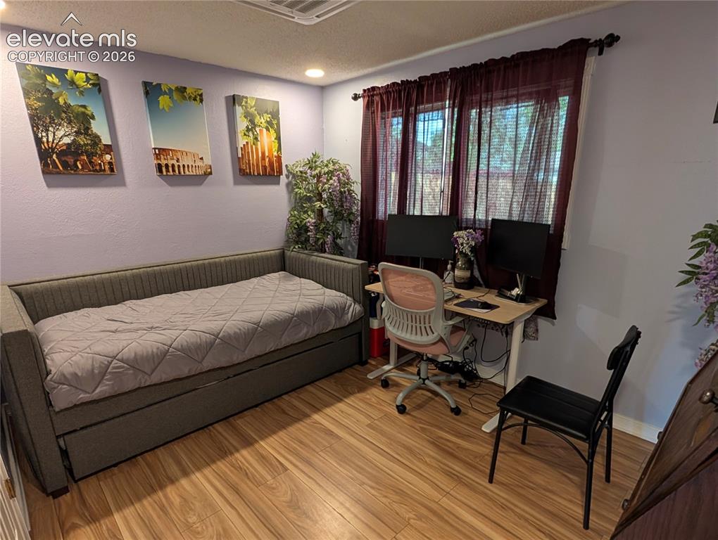 Image 10 of 20: Bedroom 2