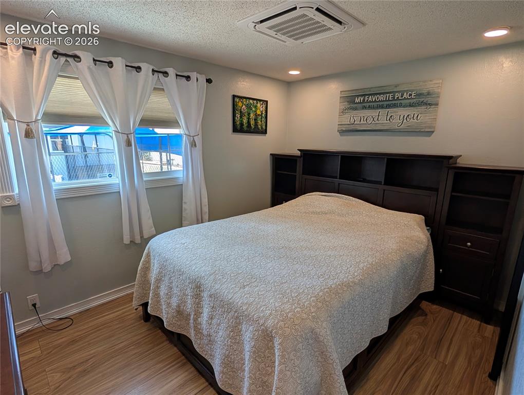 Image 7 of 20: Bedroom1
