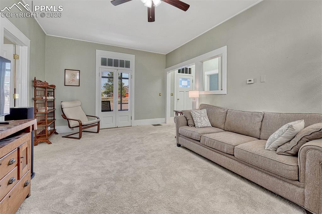 Image 11 of 46: Living Room