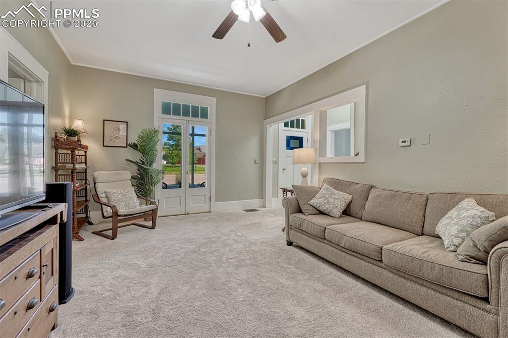 Image 5 of 46: Living Room